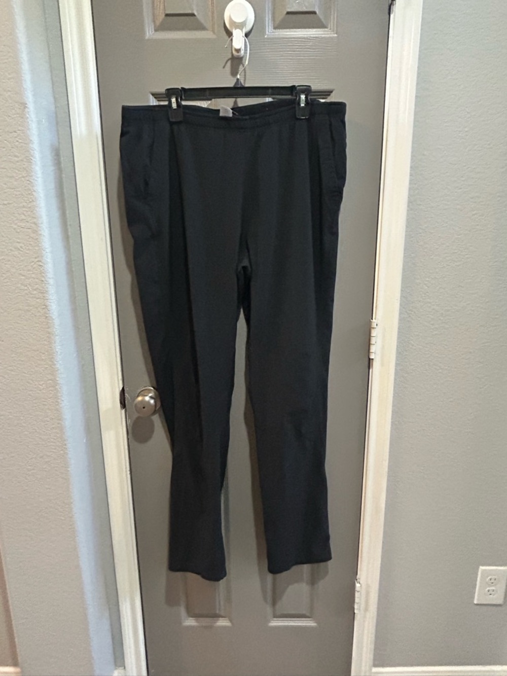 Patagonia Men's Black  pants